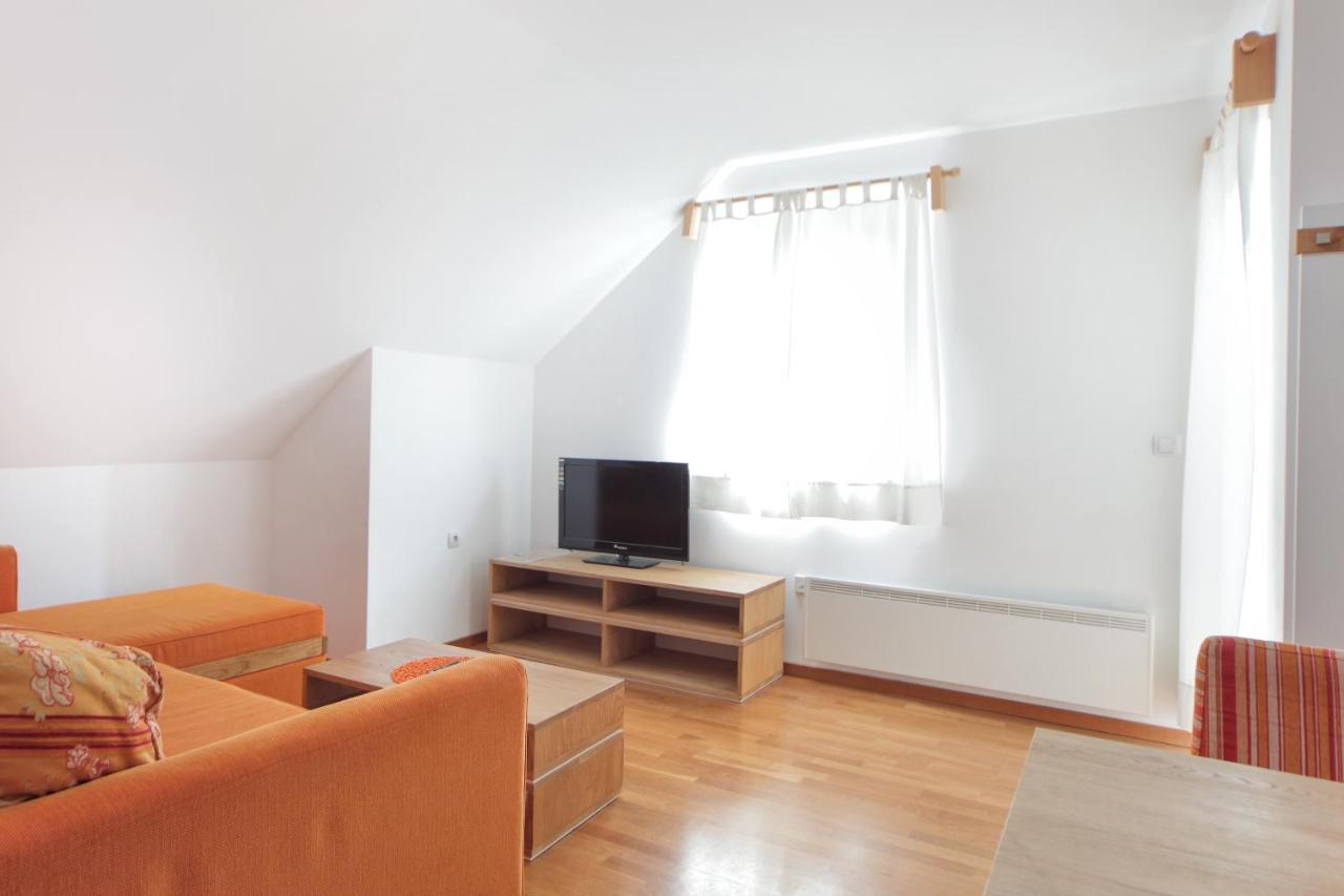 Apartment Bjanka *